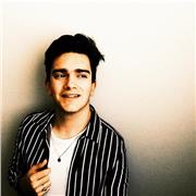 Studente presso Liceo Classico, offro ripetizioni in materie umanistiche: grammatica e letteratura greca e latina, storia e filosofia